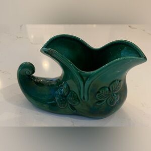 Small Vase Green Leprechaun Shoe w/ Four Leaf Clovers 6” x 4” Glossy Decor
